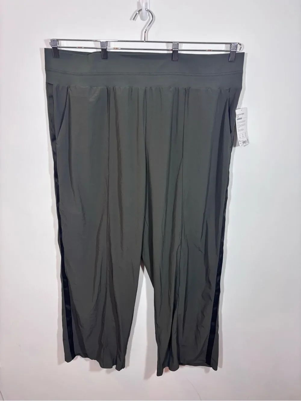 Athleta Nolita Wide Leg Pant NWT Size 26  Mountain Olive Sculptek - Picture 6 of 15